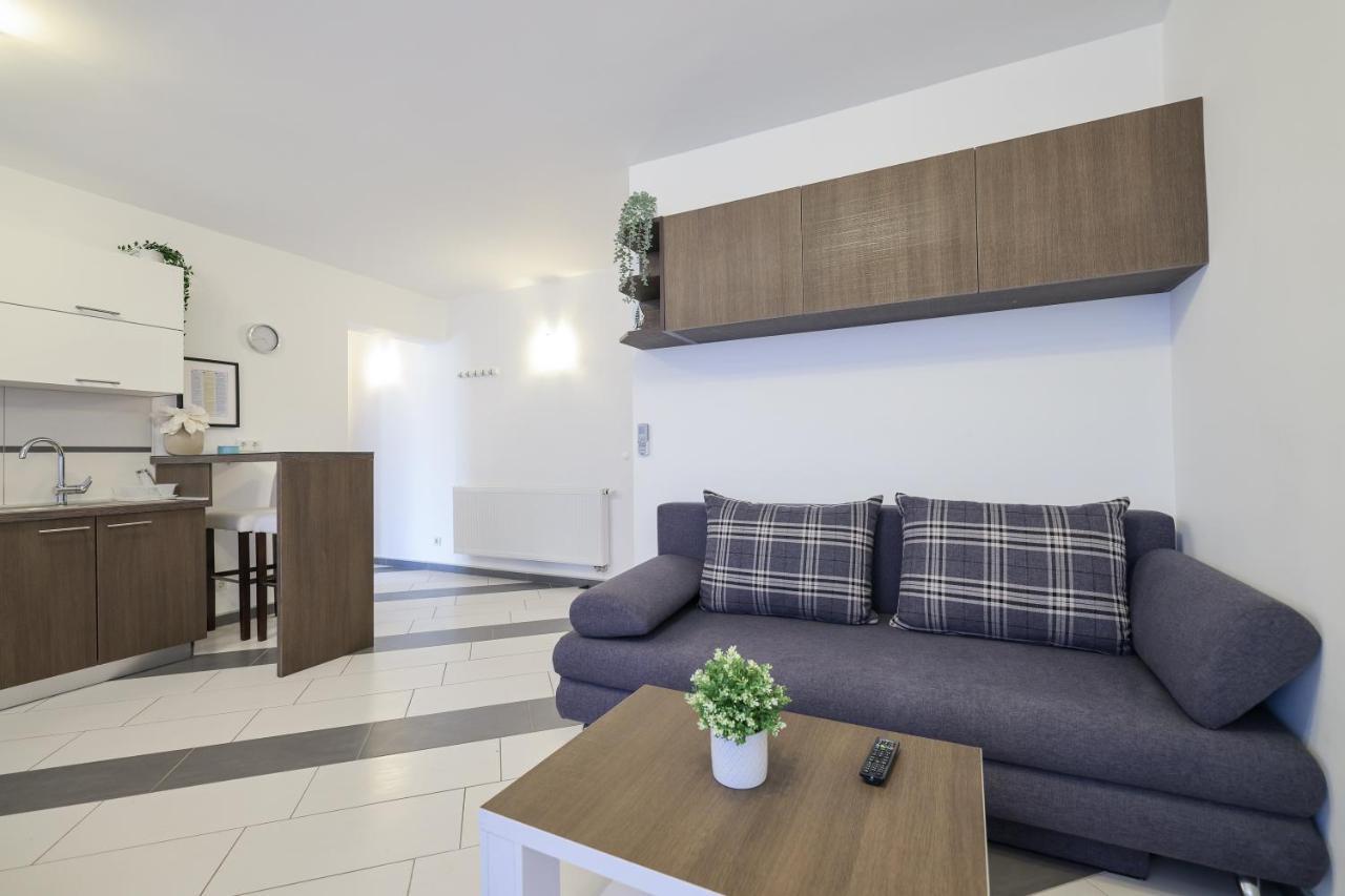 Apartments Nicola With Private Pool Bibinje Exterior foto